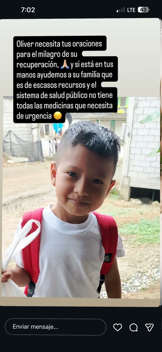 MaGabrielaCamp's tweet photo. Hola amigos tuiteros! Este es un caso real, Oliver fue atropellado por Libertador Bolívar y está luchando por su vida en el Ycaza Bustamante. Si alguien quiere sumarse a la ayuda, los datos de su papá están en la imagen, les paso la información o si pueden difundir 🙏 https://t.co/zyyXgbqZTh