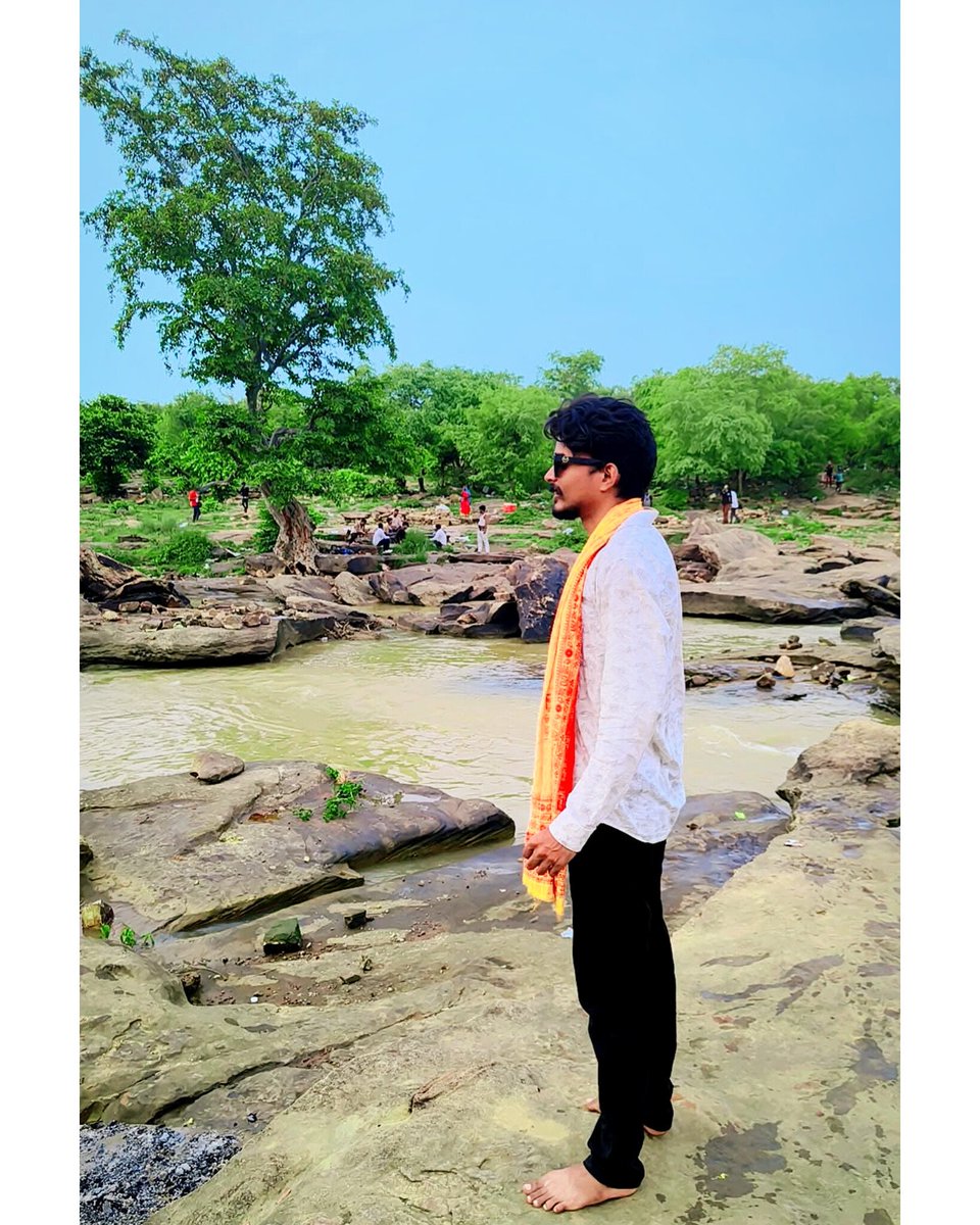 SmartyKrishna's tweet photo. Khubsurat मौसम में जीवन का आनंद लिया जा रहा है 🚗😉

#Love #You #Zindagi
#KrishnaKeSitaare
#BadtameezDilKrishna ❤️ https://t.co/QMk6fG8XXb