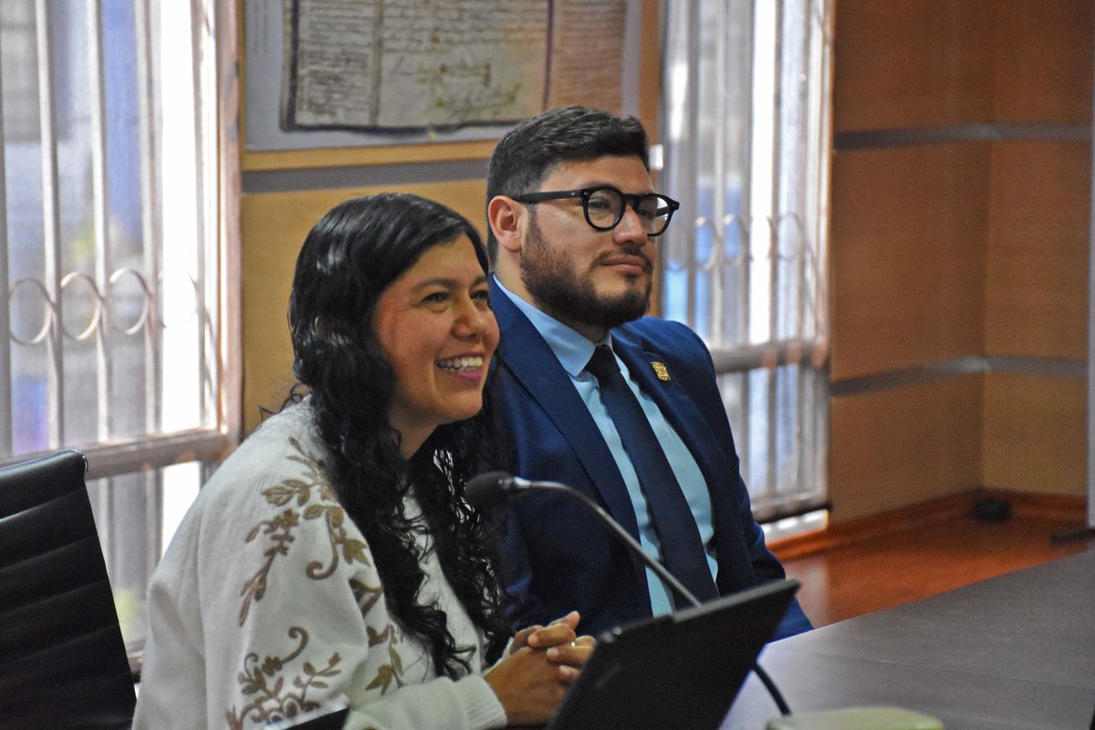 DinarpEc's tweet photo. 📊🤝Fortalecimiento de los registros administrativos 

Paolo Grijalva, director nacional, mantuvo una reunión con @EvaMariaMera, directora ejecutiva del @Ecuadorencifras, para abordar acciones de cooperación en materia de registros administrativos y gestión de la información. 🇪🇨 https://t.co/xHojfOD4ss
