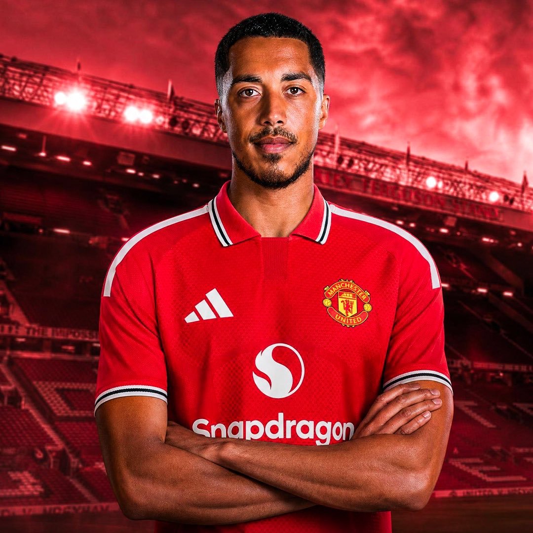 United_Philo's tweet photo. Last season, Manchester United spent over £ 200m on strikers recruitment without a glance at the midfield. They signed 70m plus players, signaling their intention to spend big. 

Now that the midfield priority is  justifiably in front burner, why the sudden change in strategy? 
Priority target are now seen as unreachable once their price touch 70m and 80m mark. 

Let's do a quick breakdown of expenditures that could land the priority target and put the midfield budget at 210m: 
Mateus Fernandes - 85m
Alex Scot- 80m, 
Any of Manu Kone, Ederson, Santos-  45m.
That's a total of £210m
Can anyone argue that 3 midfielder in one season isn't enough. 

INEOS current approach to the window can only be justified if the club has totally relinquished it's  ambition.

Arsenal use to be 10 years behind us. They now suddenly look 10 years ahead, with spending  that is purely an authorittatuve market assertion. What a shame? 

Youri Tielemans| Welcome to United