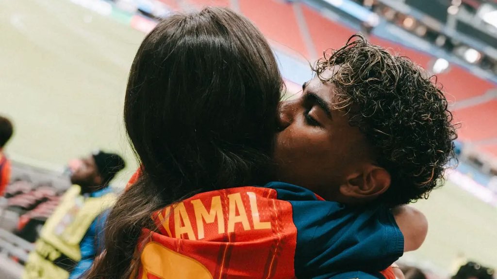AccessYamal's tweet photo. 🚨📲 | Lamine Yamal via TikTok: "🤎" https://t.co/Gszb2XcnjA