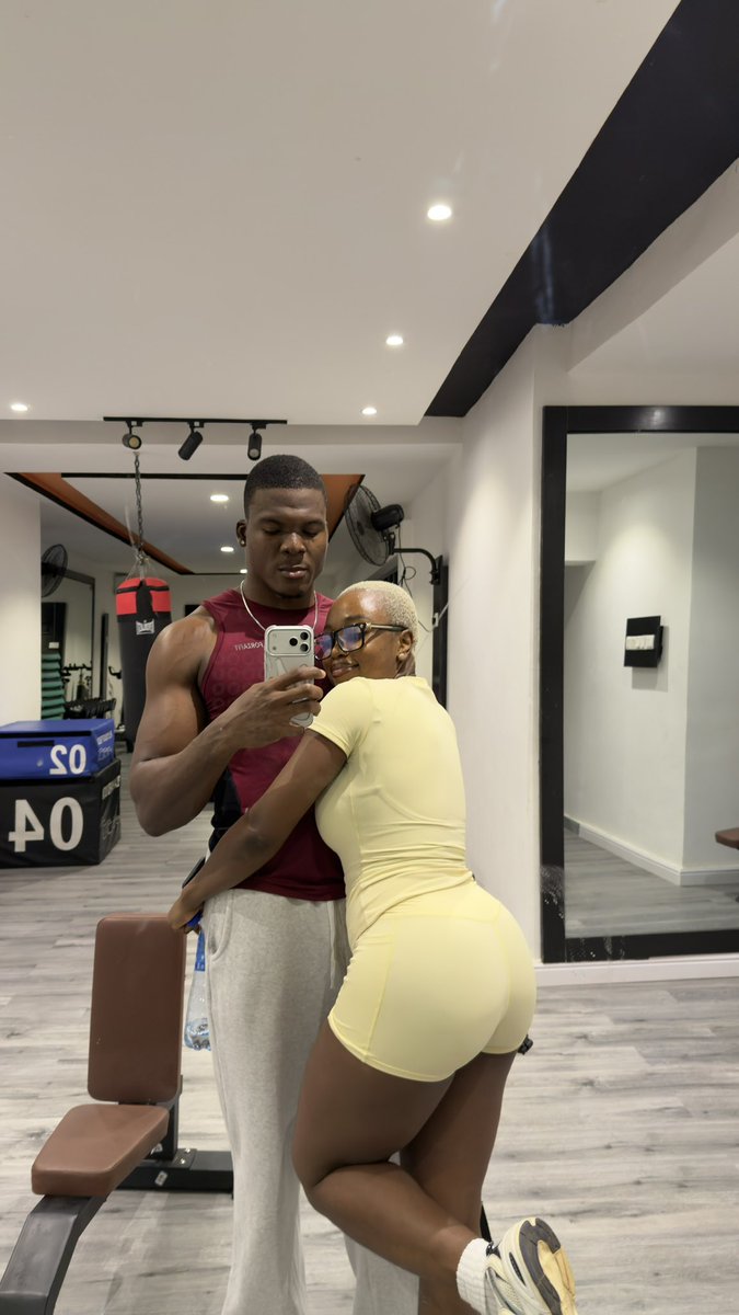 weightlossmessiah tweet media