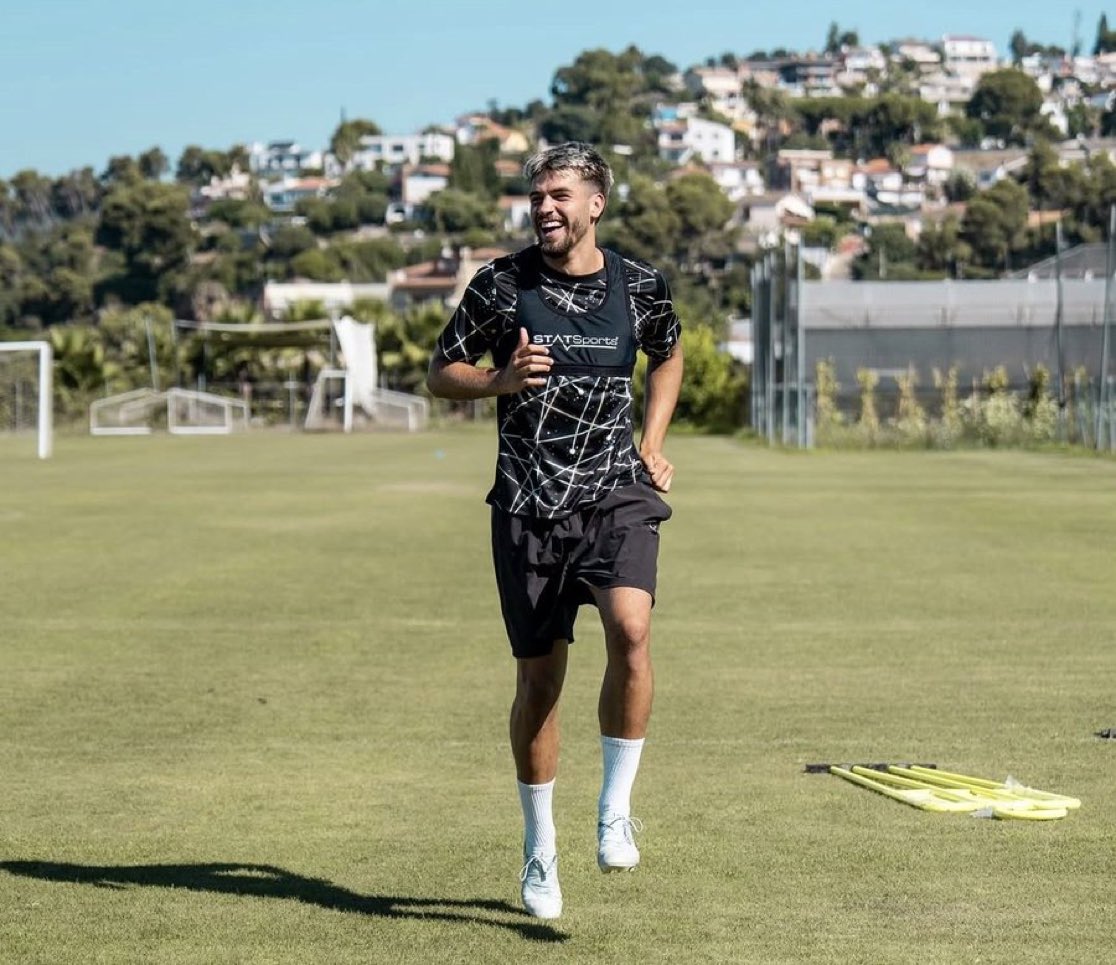 BDabech18958's tweet photo. 🚨 Sunderland are still interested in Marc Guiu. Ipswich one to watch, and Fiorentina like him too.

(@JacobsBen) #CFC https://t.co/UVFBNJ8z4D