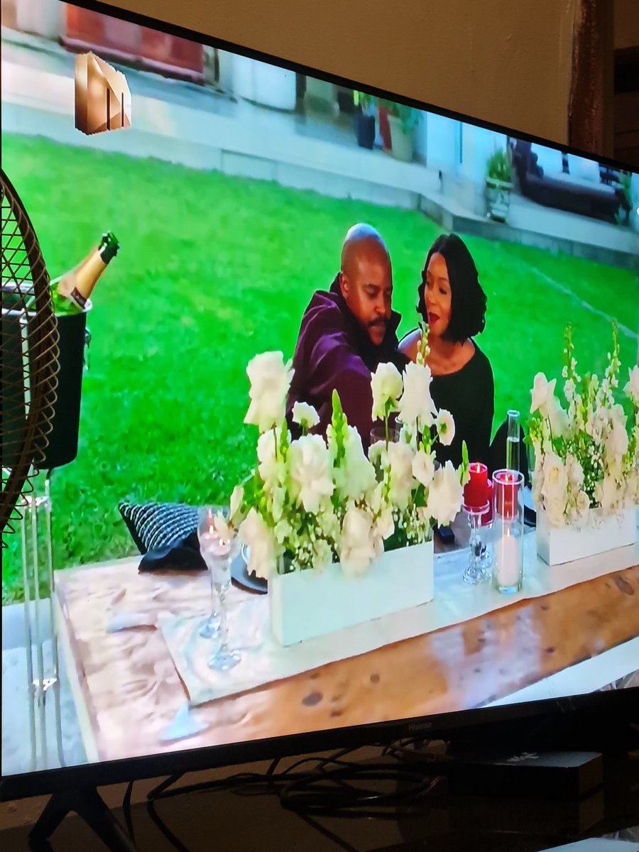 LoyisileMtselu's tweet photo. So my friends, you wanna tell me this is the LaZo ship some people are against?
Hayini guys ni toxic nina abanye yooooh... You don't love fine things.✋
#InimbaMzansi https://t.co/cj7x4MeS9u