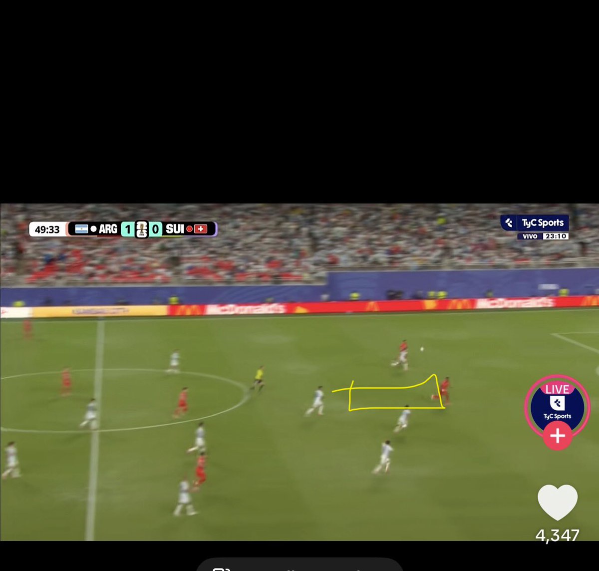 ekreig's tweet photo. @JavierSportlink @FinoYossen exacto!! pidió que ser orden las marcas cuando ataca argentina. 
“como la  del 9 hace un rato “ https://t.co/KBfYOnBKeR