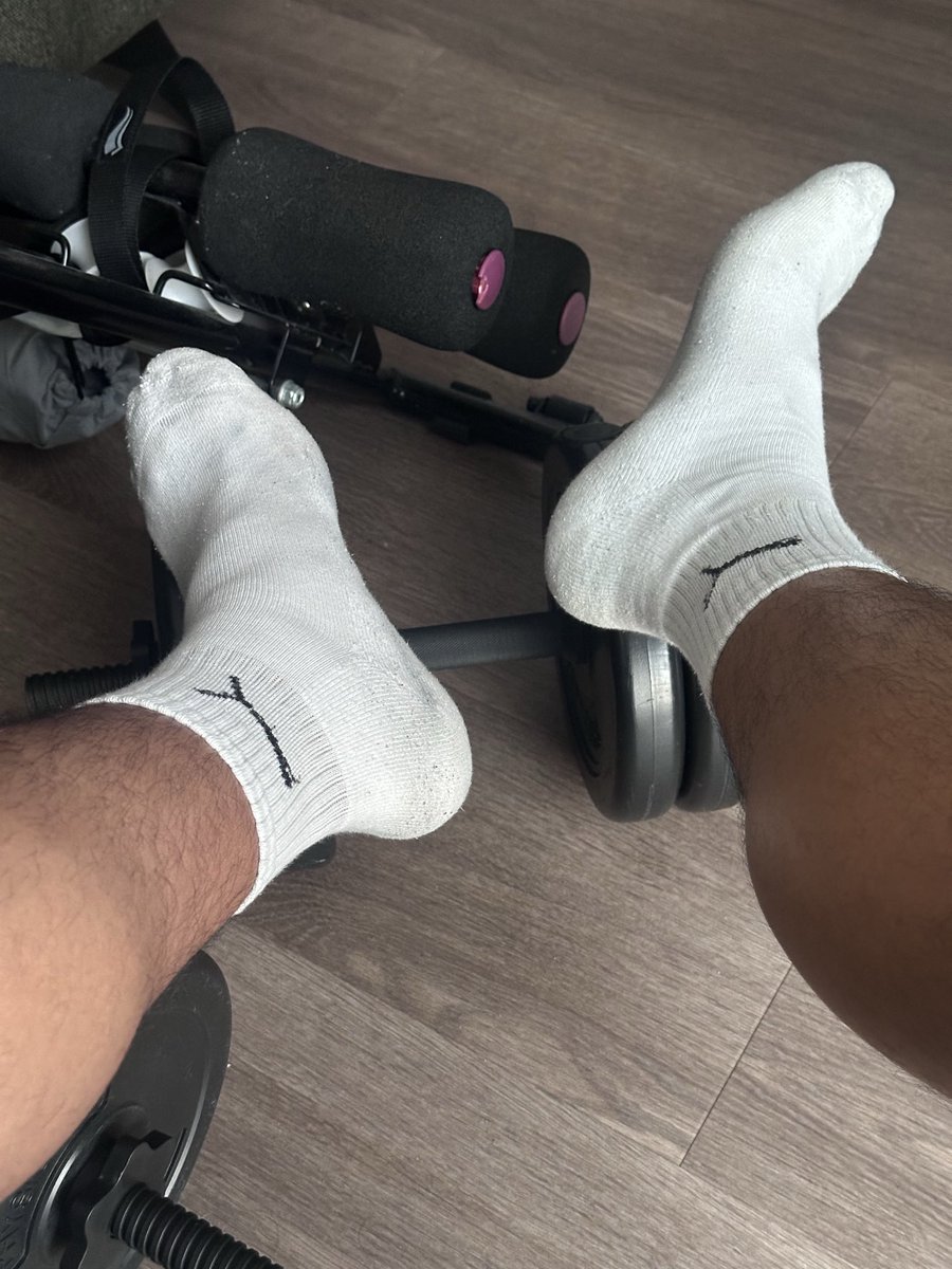 Nico6969Ron's tweet photo. #training #socks #stinky #feet #gay #gooner #gayman https://t.co/TZbgW5iUbg