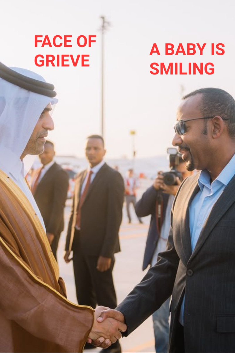 ttlesk's tweet photo. As world leaders sent a message of condolences and fortitude of passing Ex leader shiek atani to the ppl and state of Qatar,  look the baby reaction. https://t.co/oaVNzPJnJt
