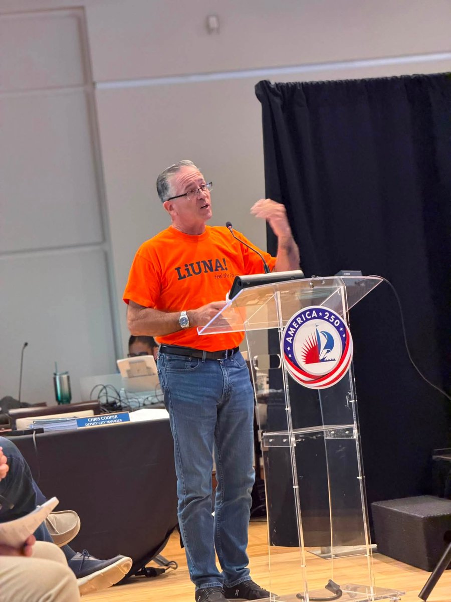 LIUNA's tweet photo. #ICYMI: @FTLCityNews is getting a new City Hall and Local 1652 showed up to make sure it'll be built by skilled UNION hands. Build it local. Build it right. Build it UNION. #WhenWeFightWeWin #LaborersRising #OrganizeorDie https://t.co/gJ77LO1KQv