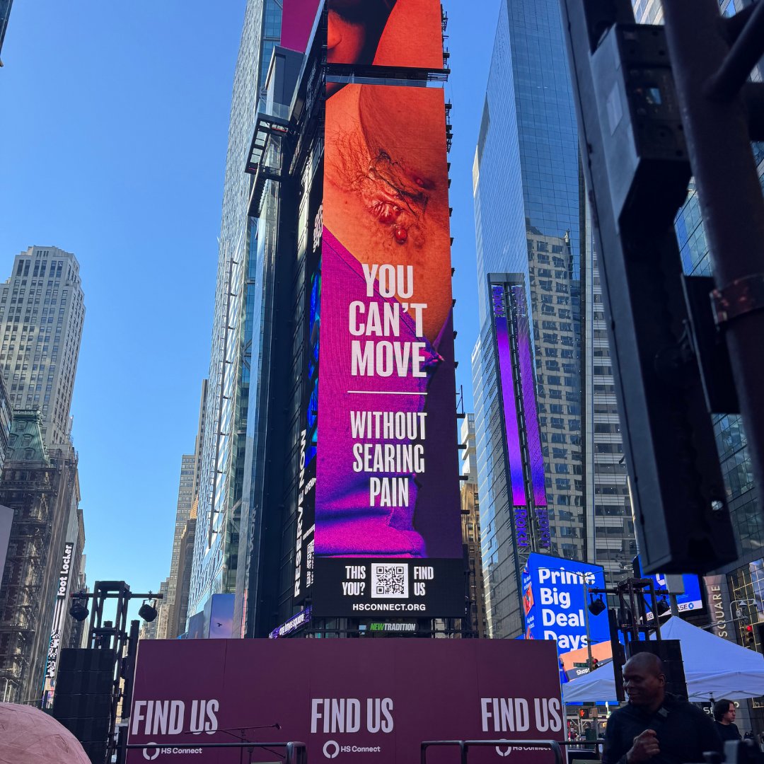 HSConnectOrg's tweet photo. Most people with #HidradenitisSuppurativa spend years hiding their disease. In Times Square, HS advocates chose visibility over stigma, showing the world what HS really looks like. This is advocacy. This is strength. This is change. 💜 #FINDUS #HSConnect #PatientAdvocacy https://t.co/Ch57bHQAmn