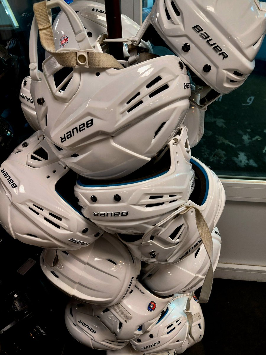 3ghostsinacoat's tweet photo. Yay hockey stock https://t.co/QmxJRBvOX8