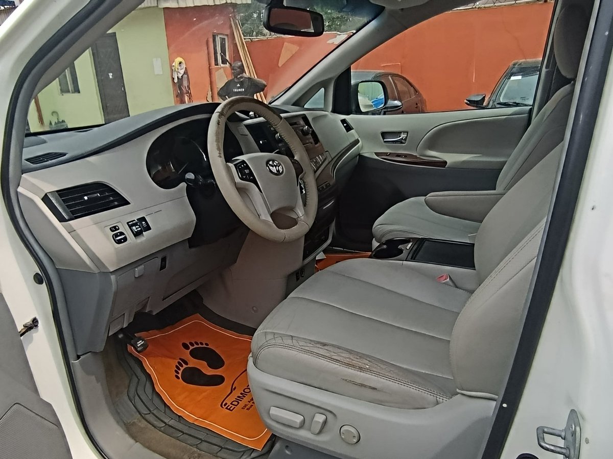 MAXIMUSCJP1's tweet photo. 2012 Toyota Sienna LE
โ
Key Start
โ
Premium Leather Interior
โ
Roof-Mounted DVD Entertainment System
โ
Smooth Engine & Transmission
Spacious Cabin
Clean Interior & Exterior
Price:14M
๐ฉ DM for, inspection, and serious inquiries.
#Sienna #LagosCars #NaijaCars #AutoDeals https://t.co/JI4KBXRNfz