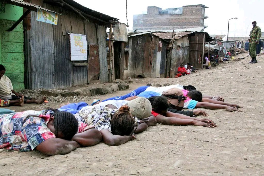 nziokamul1's tweet photo. @Kibet_bull Uhuru Kenyatta was a bottom pf the barrel thug.
He is the reason for the odious debt we have today
He unleashed police on Kenyans.
Chris Musando was murdered on his watch.
He stole 2 elections.
He was part of the reason Kenya had a civil war in 2007/08.
Do not rewrite history. https://t.co/ZAXOqe2Pew