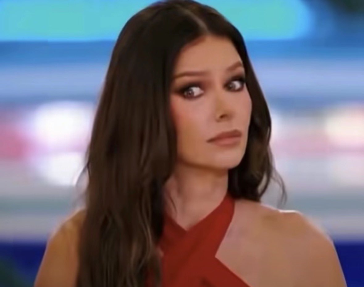 katie_ppl's tweet photo. and when the trailer for the love island reunion starts with trinity saying “I have a question” 
#loveislandusa https://t.co/B0lXRZfcIS