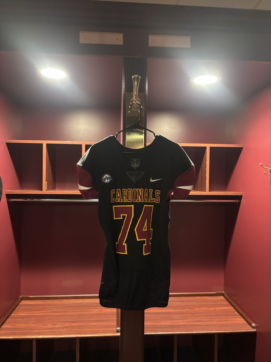 Philip_kolar74's tweet photo. After a great visit and tour with @Coach_Segala @coach_foley1  I am blessed to receive my first division 3 offer to play at St. John fisher university @CoachRabyJr @SjfFootball  thank you to the coaches and the staff for having me @rhoss14 @SayvilleFlashes https://t.co/NfRAI3MhKP