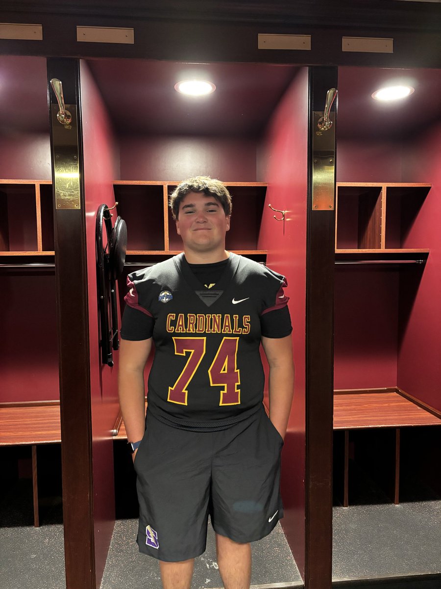 Philip_kolar74's tweet photo. After a great visit and tour with @Coach_Segala @coach_foley1  I am blessed to receive my first division 3 offer to play at St. John fisher university @CoachRabyJr @SjfFootball  thank you to the coaches and the staff for having me @rhoss14 @SayvilleFlashes https://t.co/NfRAI3MhKP