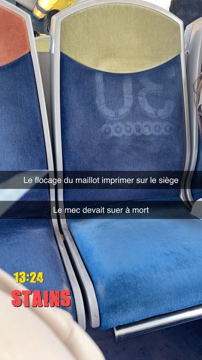 Mohadlad's tweet photo. Tout à l’heure dans le RER D https://t.co/6XreEASd2h