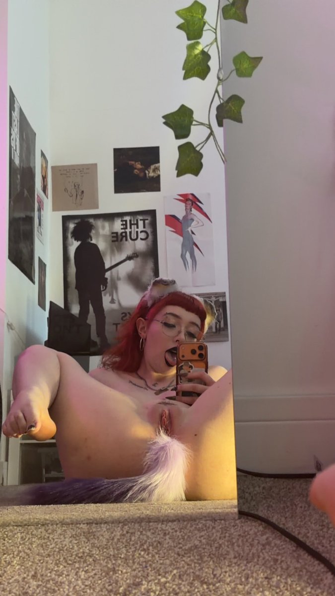 duskspwttyinred's tweet photo. Needy puppy anyone?? 👀🤭

#nsfwtwt #sellingcontent #puppyplay https://t.co/qVR72XoChF