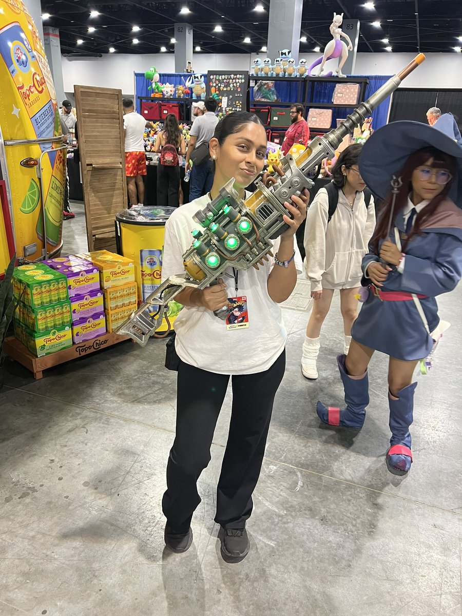 shuglyf's tweet photo. Had a blast working at #supercon ! https://t.co/VLP0lMohxB
