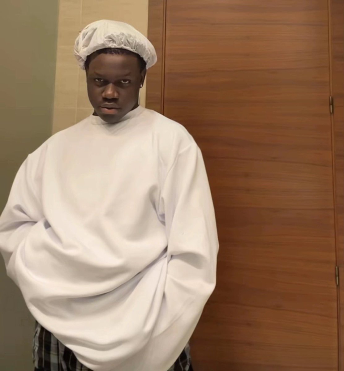 Famouspluto_'s tweet photo. Mood https://t.co/6yb0CLfreO