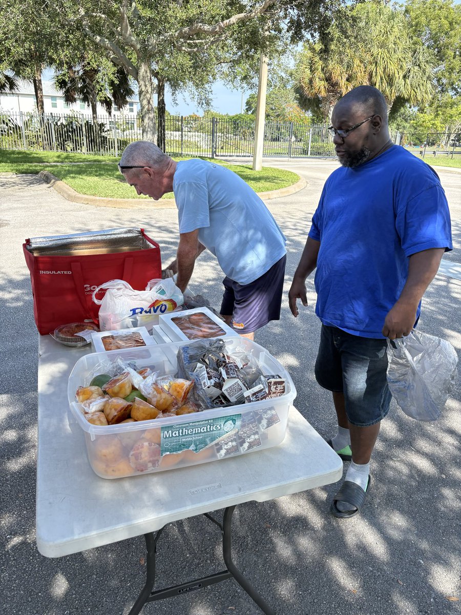 d_a_f_services's tweet photo. Thank you for supporting our homeless outreach! ❤️ We’re seeking barbers, salons, and a donated mobile shower truck to help restore dignity. Every donation to Dixon Alternative Family Services is tax-deductible. Together, we can change lives. 🙏 #DixonAFS #FeedTheHomeless https://t.co/0FWIJl1Vjx