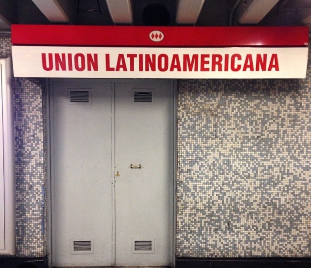llanca's tweet photo. La estación de Metro más común en Chile 🇨🇱🇲🇽🇨🇴🇺🇾🇵🇪🇧🇴🇻🇪🇭🇳🇵🇦 // La estación de Metro más comun de Argentina 🇫🇷🇮🇱 https://t.co/GXdefX9dui