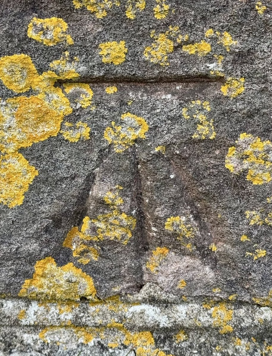 InfoCombeMartin's tweet photo. @martgathercole At St Peterโs Church, Trentishoe #Benchmark #OrdnanceSurvey #elevation #mapmaking https://t.co/bG6GuHj2jM