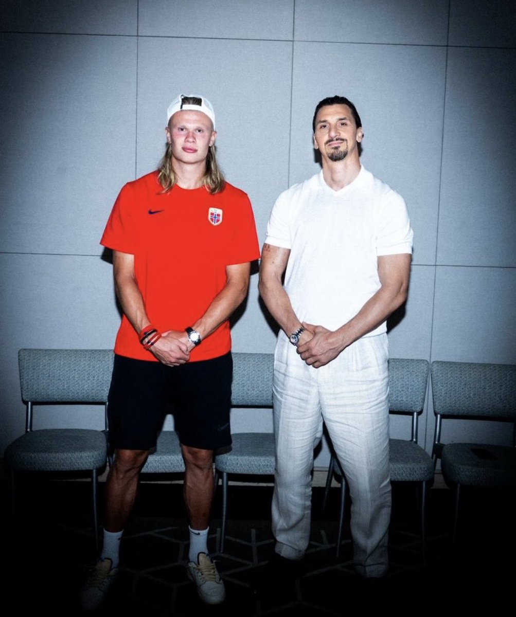 houseofheat's tweet photo. Haaland posted up with Zlatan in the Travis Scott x Fragment Air Jordan 1 Low ⚡️🌵 https://t.co/FTPXmeuXYY