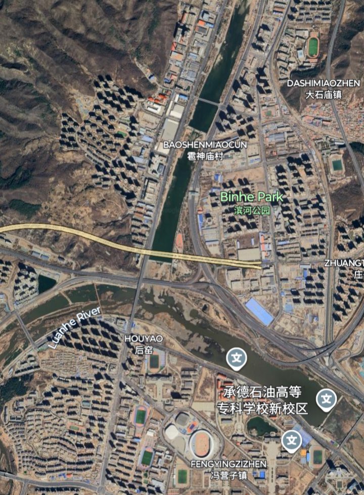CyrusShares's tweet photo. The CCP's lazy central planners planned most of their cities on the flood zones, wetlands and river banks while blocking the natural path of the seasonal rivers! 

In the US the federal government (EPA and @USACEHQ) only allow development of wetlands and flood zones with often cost prohibitive geo-engineering and environmental and flood mitigation, the CCP simply blocked the rivers and built on the river beds!