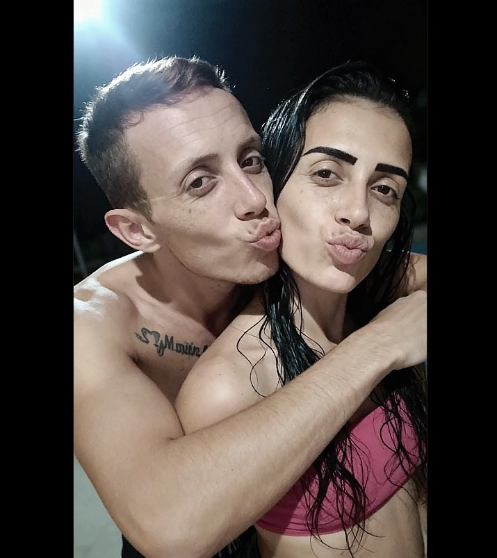 Caroolzinh22's tweet photo. 1 ano e 7 meses vivendo ao seu lado,1 ano e 7 meses você me amando como nunca fui amada,1 ano e 7 meses demostrando tudo q sente por mim independente da distância,1 ano e 7 meses de nooois,Eu Te Amo amor,sdd de um Parlatório🥺👩‍❤️‍💋‍👨🔐🤏🏻🙏🏻 https://t.co/crE5fekmTa