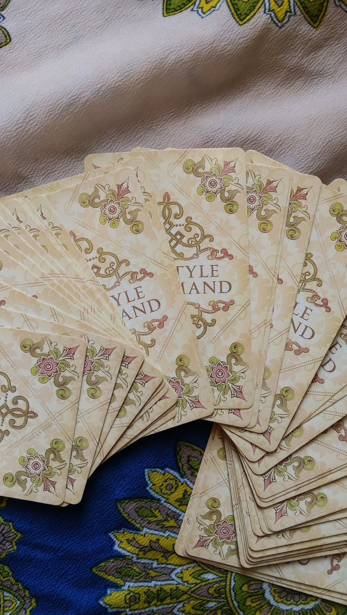 sgmbdr's tweet photo. Amores, agora tá rolando promo até às 18h de R$5,00 a pergunta!!
 
Lembrando que todas as perguntas são feita com respeito e intuição ✨

 #baralhocigano #cartomante #tarotwt #tarot #tarologa #numerologia #lenormand https://t.co/dofjrWFpE3