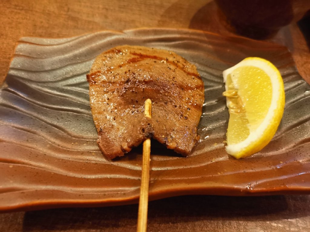 kwFNAYR8r9MIXVm's tweet photo. This weekend’s vibe: indulging in homemade miso-glazed black cod paired with pickled plum rice and yuzu kosho salad—umami overload, and absolutely worth every stir ， https://t.co/Em01ruay9m