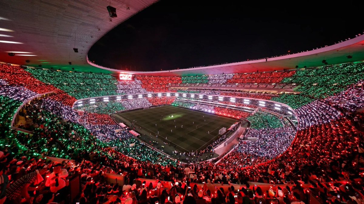 MisaBarrera's tweet photo. Imaginen esta semifinal: Argentina 🇦🇷 vs Inglaterra 🏴󠁧󠁢󠁥󠁮󠁧󠁿 en el Estadio Azteca… 40 años después. Lo que habría significado para el fútbol, la historia… y el marketing. Pero será en Atlanta. 👋🏻

#EstadioAzteca #Mundial2026 
#WorldCup2026 #Argentina #England https://t.co/m8dcssdRi8