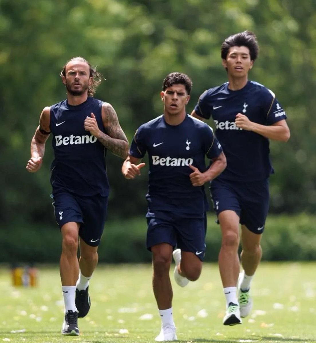 spurs101's tweet photo. These two plus Tonali. Wow. #thfc https://t.co/GEMxB7ofDy