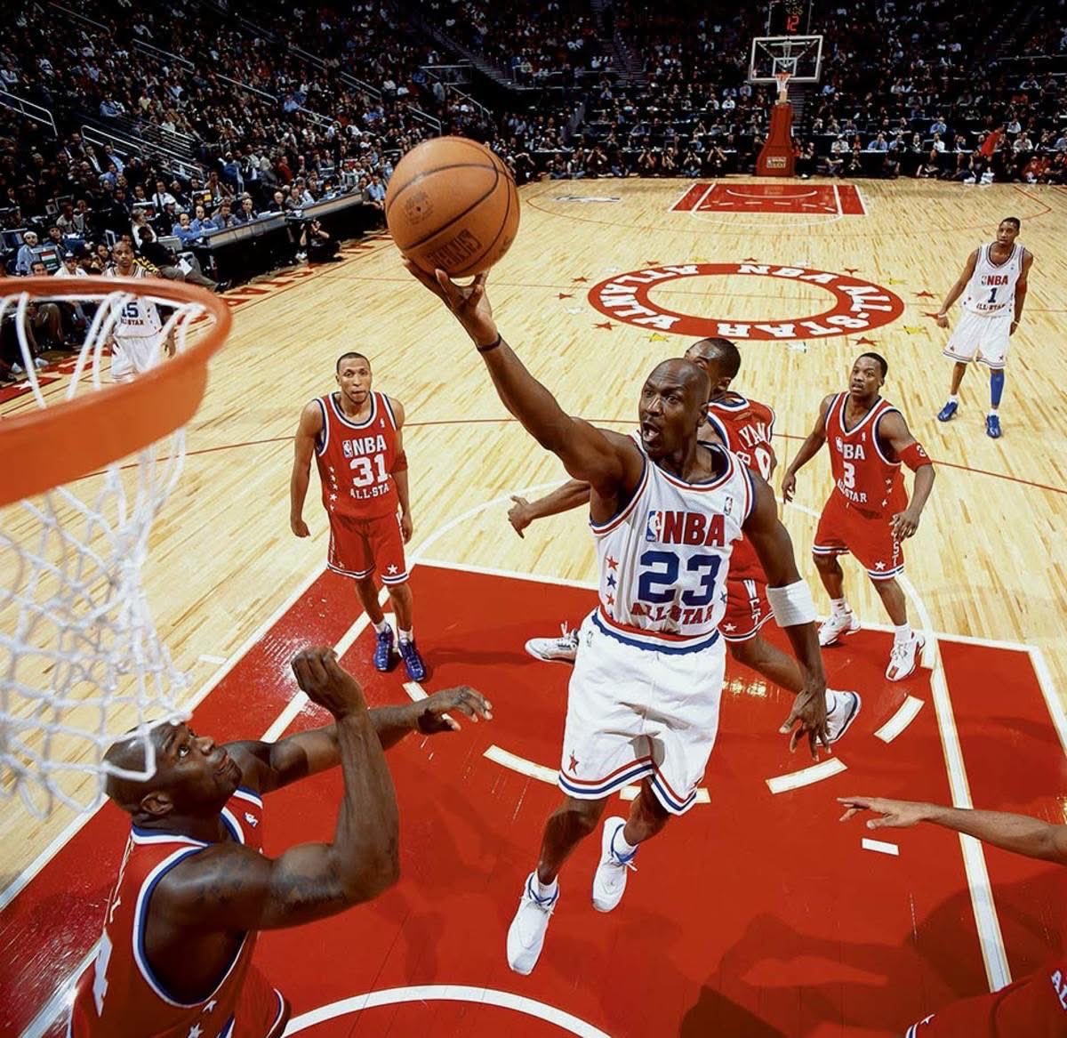 timelesssports_'s tweet photo. 2003. ⭐️ https://t.co/eiq3GGWpdf