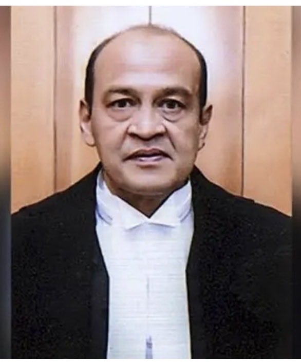 DeepakVsMisuse's tweet photo. Forget about lawyers. Even judges do not disclose their true income. https://t.co/Km27BT0roF