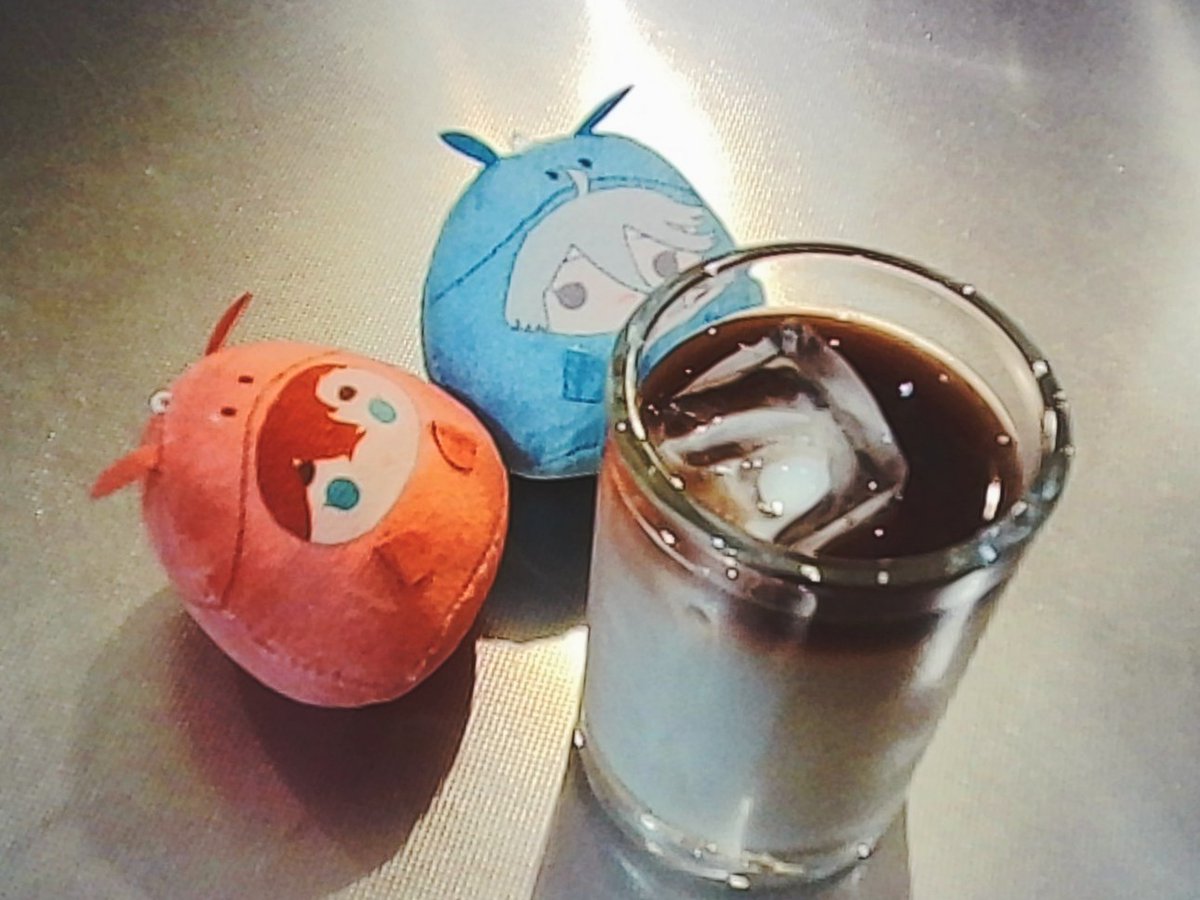 DDRzi5Bc47qfS06's tweet photo. スレミオちゃん、シナモンロールとほとんど牛乳のコーヒー牛乳だよ🥛 https://t.co/A0hu7sNLg4