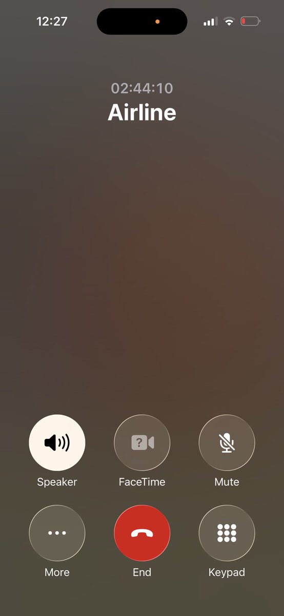 whoiskayyp's tweet photo. I just had the absolute worst experience of my life with @united after being on the phone with customer care almost 3 hours just for you to tell me there is nothing you can do! A mess do better. Never flying with them again https://t.co/0IgOxXM1x8
