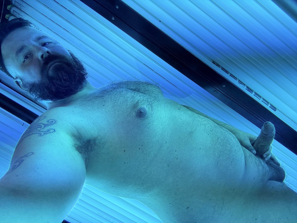 GruntNPump's tweet photo. Forgot about #fcf so here’s an oldie for #fcm

#GayBear #BearDaddy #MuscleBear #BeardedDaddy #ScruffyDaddy #Bearded #BurlyBear #Thicc #WoofWoof #BearLife #BeefyDaddy #MuscleDaddy #PowerBear #StrongAndScruffy #ThiccAndBeefy https://t.co/4G3Yoi0nVF