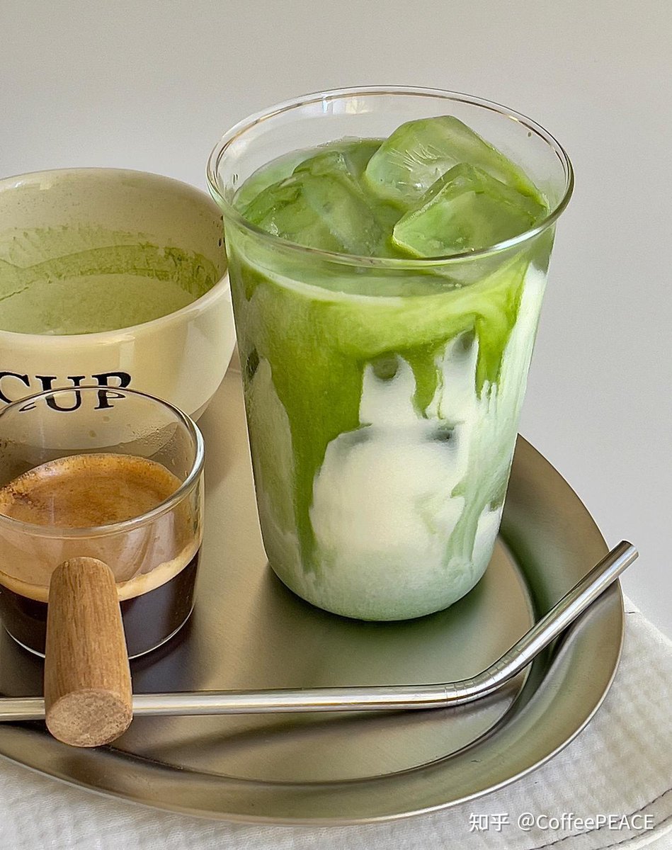 hstoerig's tweet photo. Whip up a 5-minute iced matcha latte at home: mix 1 tsp matcha powder, 1 cup oat milk, a dash of honey, and ice. No fancy tools needed, just cozy vibes. https://t.co/iX31tcrrt3