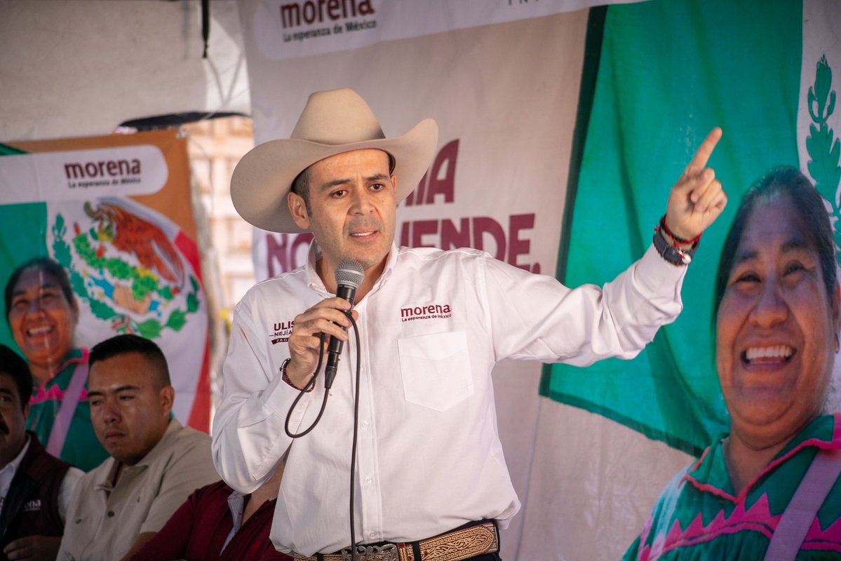 UlisesMejiaH_'s tweet photo. #Pinos tiene todo para convertirse en un referente del desarrollo regional: un campo que puede fortalecerse, un enorme potencial para generar valor agregado al nopal, la tuna, el mezcal y otros productos del campo; un invaluable patrimonio histórico con sus cascos de hacienda, templos emblemáticos y riqueza cultural como Pueblo Mágico, además de una ubicación estratégica que lo convierte en un punto clave para el desarrollo económico del sureste de #Zacatecas.

Con esa visión recorrimos este gran municipio, dialogando con militantes y simpatizantes de la Cuarta Transformación para seguir fortaleciendo la organización, la unidad y la defensa del movimiento que encabeza nuestra presidenta, la Claudia Sheinbaum Pardo.

Como siempre, agradezco el cariño, la confianza y el cálido recibimiento de las y los pineneses. Sigamos construyendo un Zacatecas con más oportunidades, bienestar y esperanza.

¡Sí hay de otra!

#PorLaDefensaDeLaTransformación #PorLaDefensaDeLaSoberaníaNacional #SíHayDeOtra