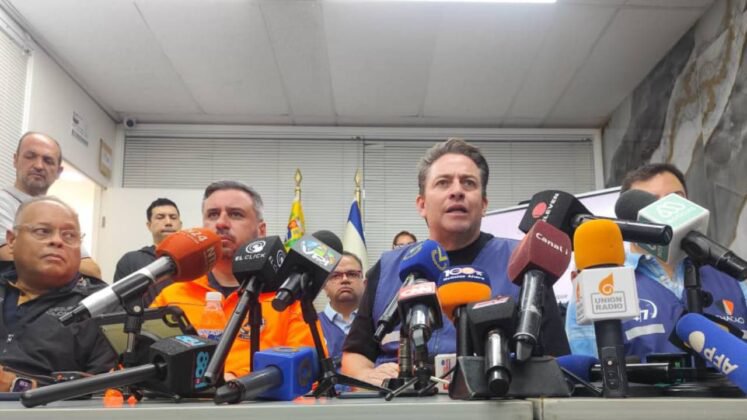 Unionradionet's tweet photo. Gustavo Duque afirma que se han evaluado más de mil edificios en Chacao
https://t.co/luSm4y8FVv https://t.co/PXXnXgf7qd