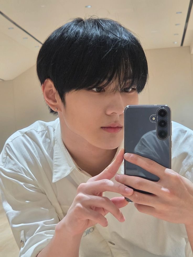 kaito ✹ tweet media