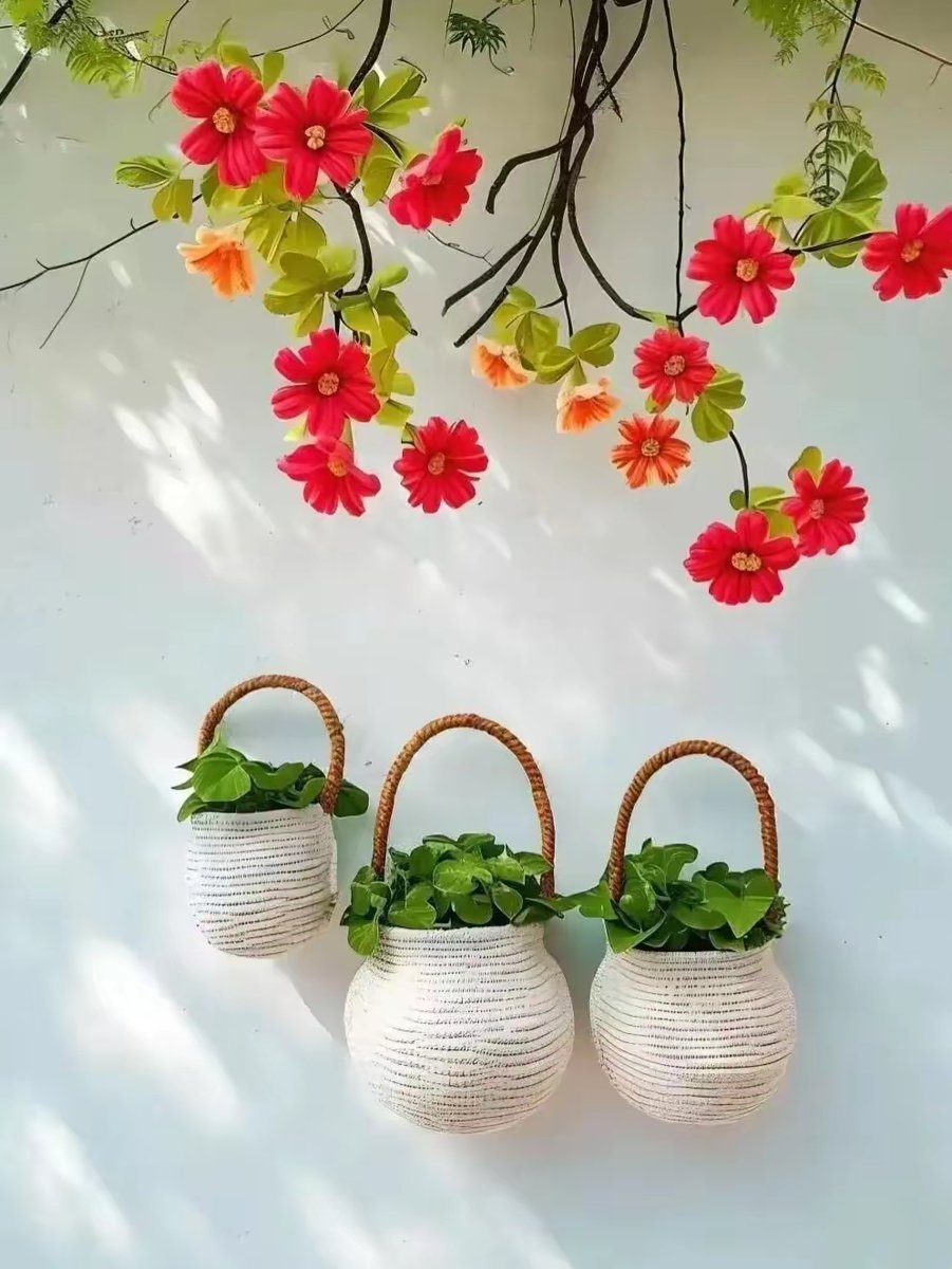 roma130889's tweet photo. Just upcycled an old mason jar into a herb planter with twine and paint—super cheap, perfect for tiny kitchen spaces!  #DIYCrafts https://t.co/7DzHbwWlsn