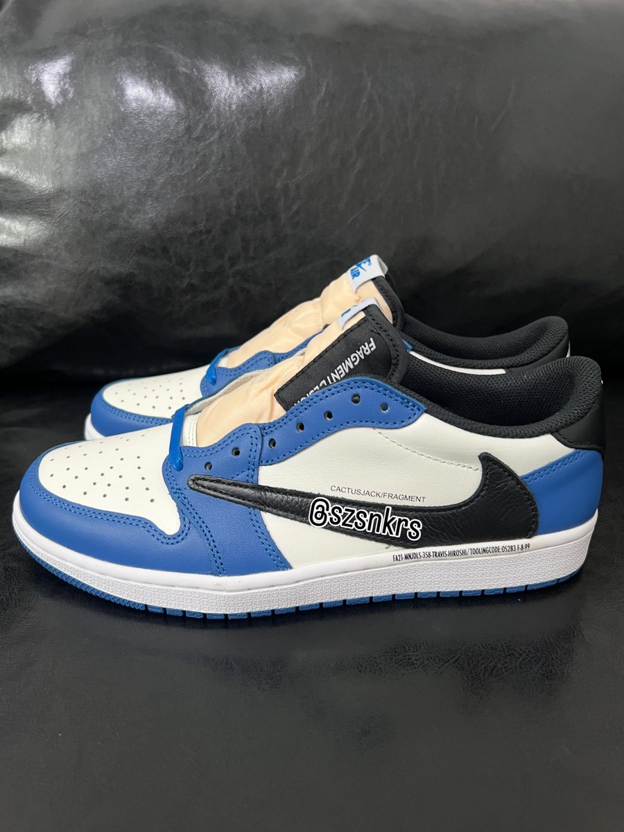 JustFreshKicks's tweet photo. Travis Scott x Fragment x Air Jordan 1 Low OG sample 👀⚡️🌵 https://t.co/YouNEVr3DL