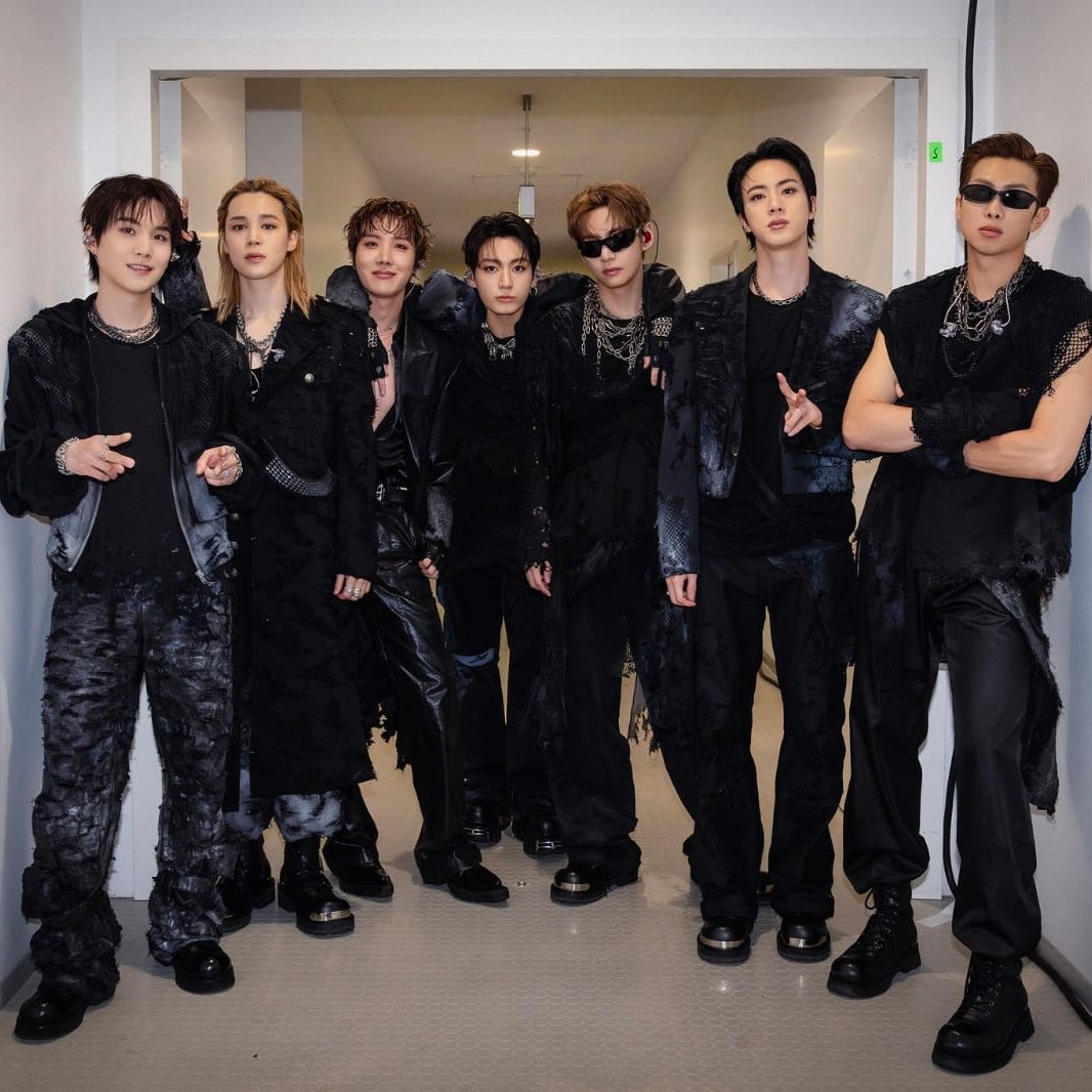 TheePopCore's tweet photo. BTS becomes the FIRST and ONLY Asian act in history to perform two SOLD OUT concerts at Allianz Arena in Munich, Germany, with over 75,000 fans on each night. https://t.co/e80KgxWnRW