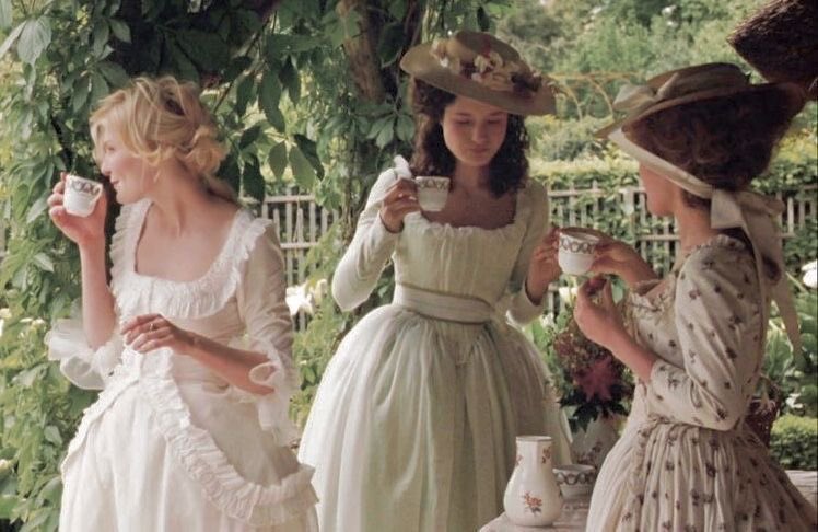 willowlady12's tweet photo. Today i watched Marie-Antoinette https://t.co/3t1YwmeAV2