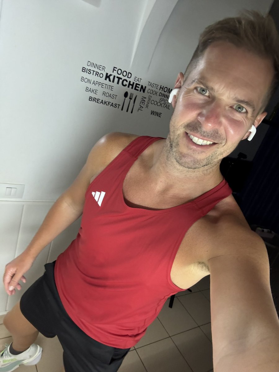 runner_dan17's tweet photo. Red hot 🥵 https://t.co/iDRpGakPIg