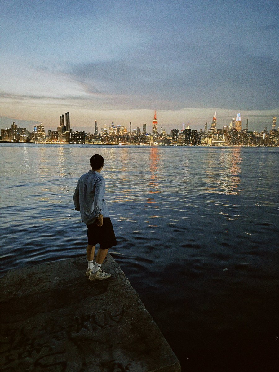 YuraForrat's tweet photo. Summer in New York on iPhone 🎞️ https://t.co/obxj4dsQj8