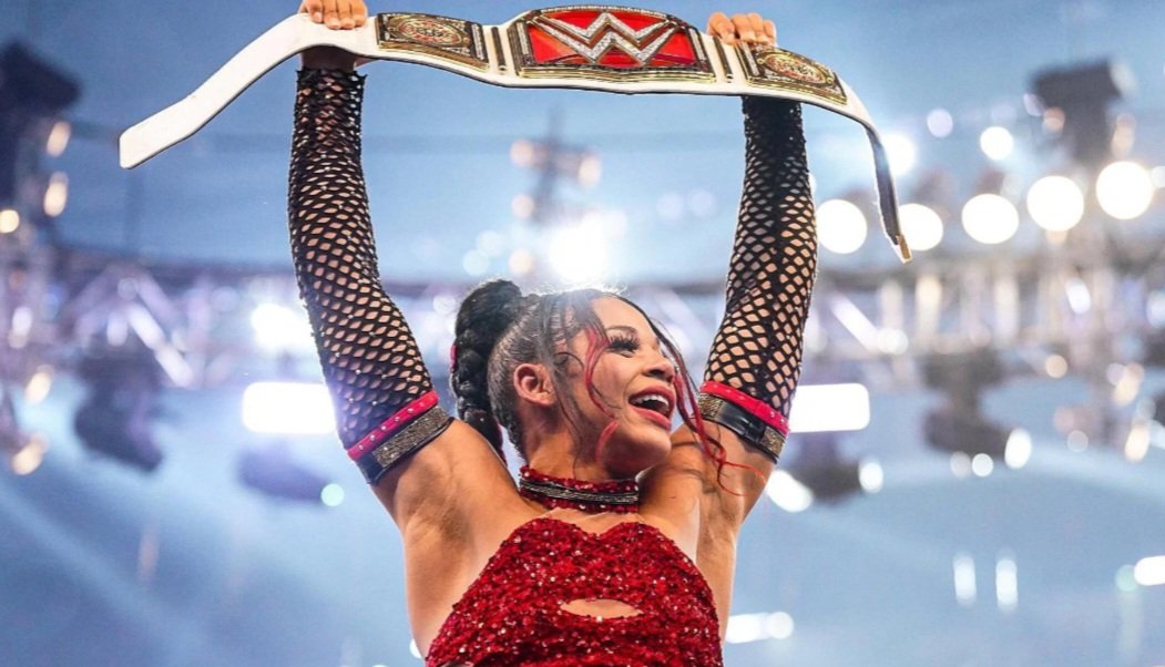 champchief6's tweet photo. Bianca was a way better champion than both Liv and Rhea https://t.co/quKIzHR3Lr