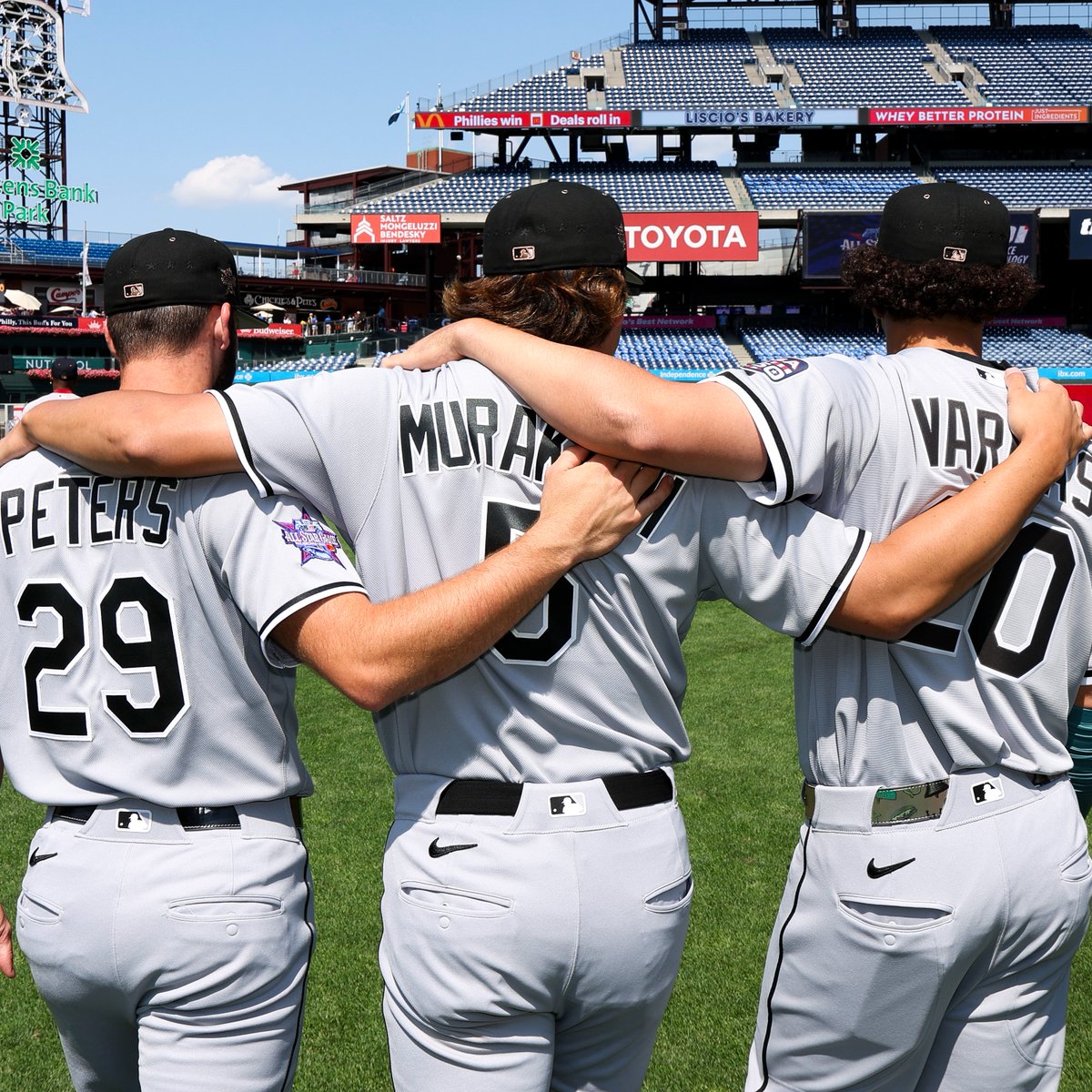 whitesox's tweet photo. proud of these guys https://t.co/HR6BcfvFqy
